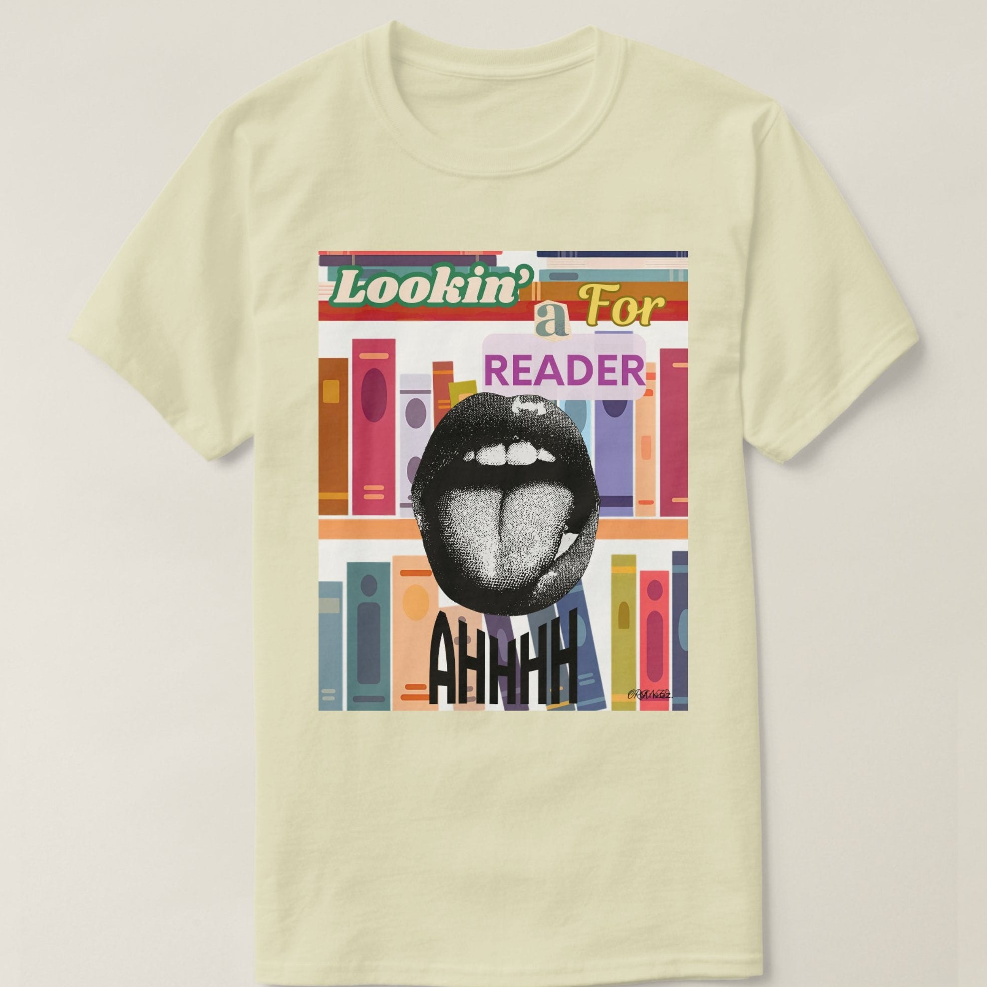 “Lookin’ for a Reader” Tee